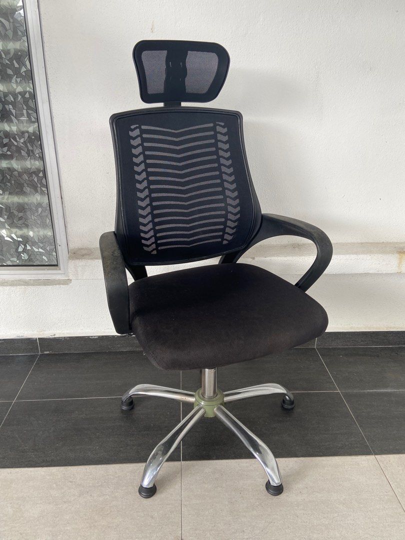 Office chair ( no wheels), Furniture & Home Living, Furniture, Chairs