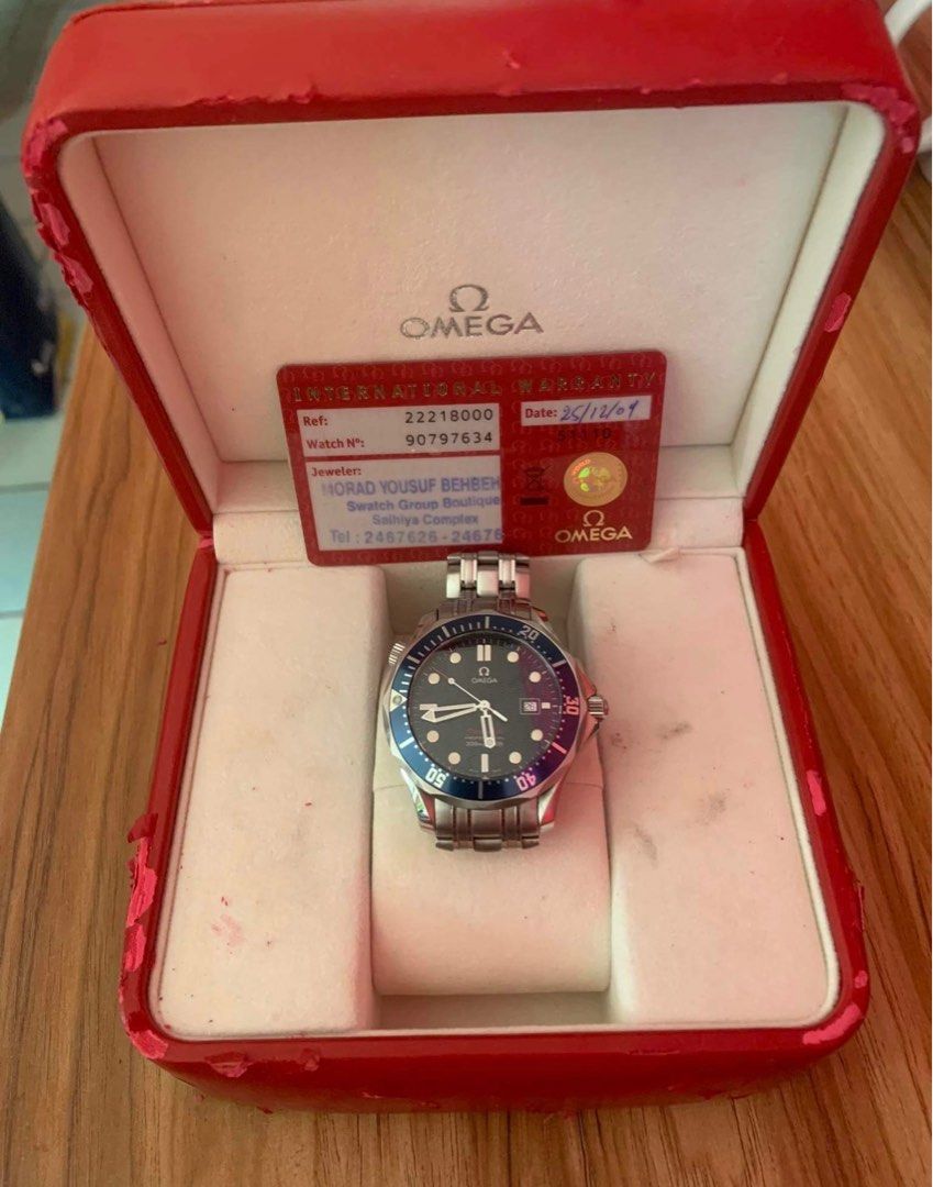 Omega Seamaster Professional 300M (Category: Men's Watches) located in Makati City. Submitted by goodstuffscrubs (Listing ID 1218605454, Image 1). Description: Omega Seamaster Professional 300M Ref#2221.80.00 41mm Omega 1538 Quartz movement Complete with box and warranty card 8.5/10 condition (hairline scratches) 115k OBRO.