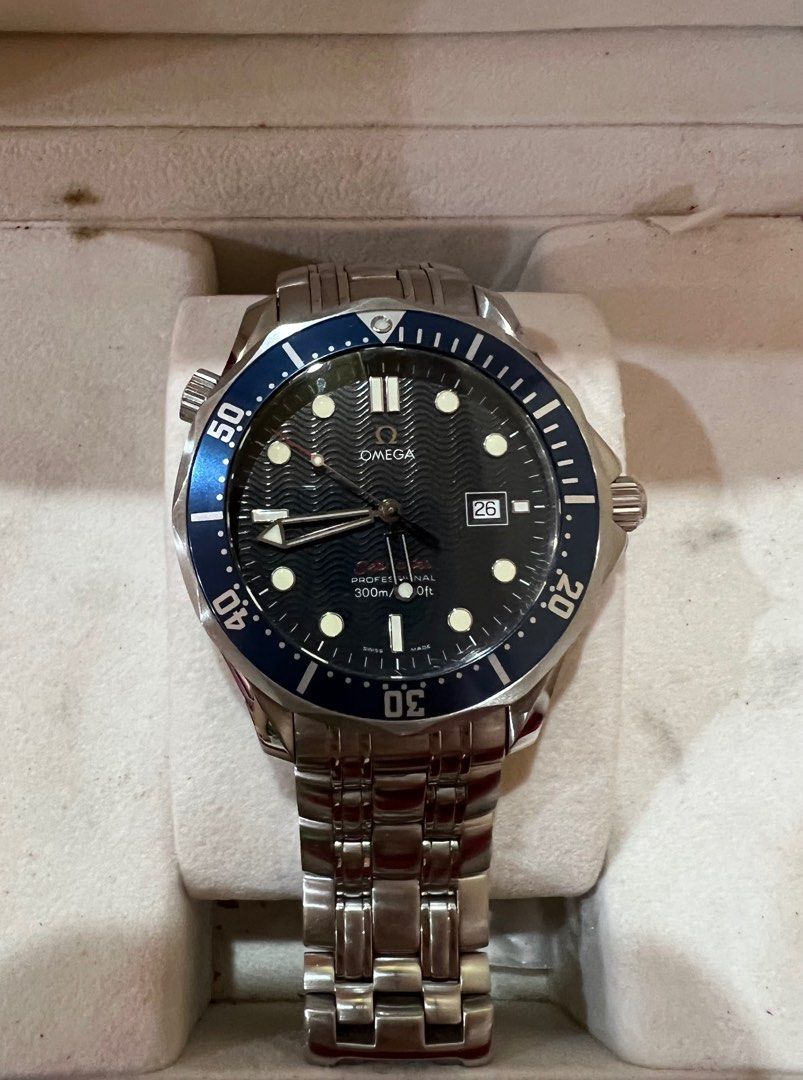 Omega Seamaster Professional 300M (Category: Men's Watches) located in Makati City. Submitted by goodstuffscrubs (Listing ID 1218605454, Image 3). Description: Omega Seamaster Professional 300M Ref#2221.80.00 41mm Omega 1538 Quartz movement Complete with box and warranty card 8.5/10 condition (hairline scratches) 115k OBRO.