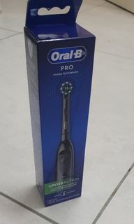 Oral B toothbrush