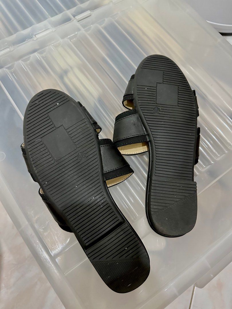 Parisian Sandals (Category: Flats & Sandals) located in Antipolo. Submitted by justcali (Listing ID 1218748120, Image 2). Description: Parisian Sandals No box included Size 36 Lightly used SF to be paid by buyer.