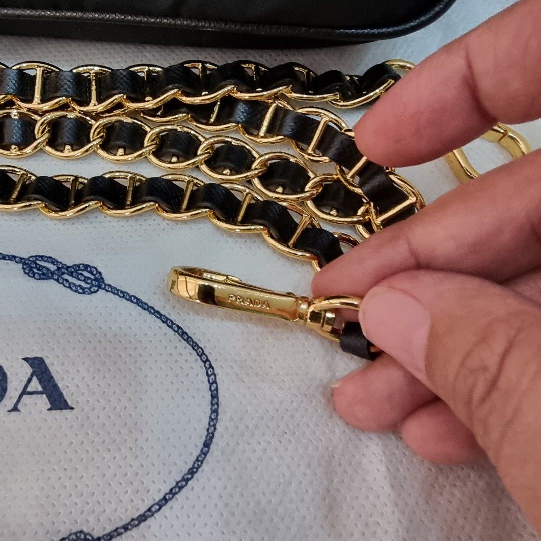 Prada bag gumtree store