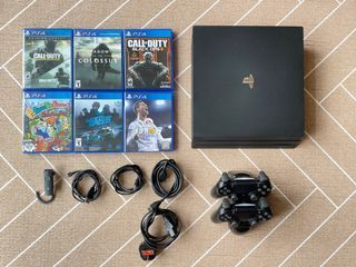 PS4 Pro full set. Great condition. 
