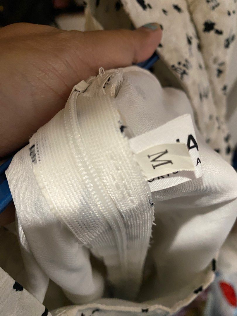 PUFF DRESS SMALL TO MED (Category: Dresses) located in Las Pinas. Submitted by sashimex (Listing ID 1218632641, Image 3). Description: .