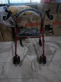 Rollator w/out footrest
