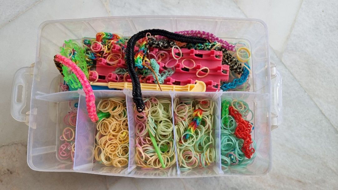 Rubber band toy (2 boxes), Hobbies & Toys, Toys & Games on Carousell