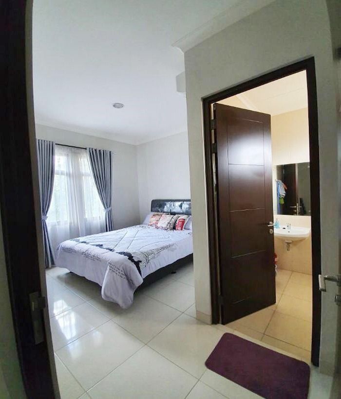 rumah_dijual_di_nusa_loka_bsd__1677890257_62f79328_progressive