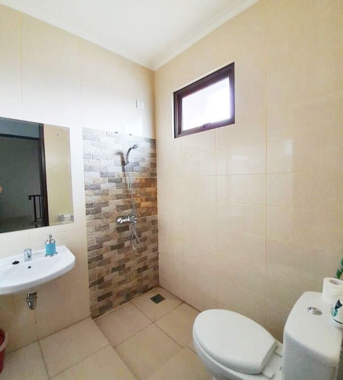 rumah_dijual_di_nusa_loka_bsd__1677890257_85f3e80c_progressive