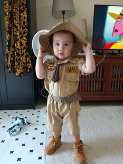 homemade safari costume
