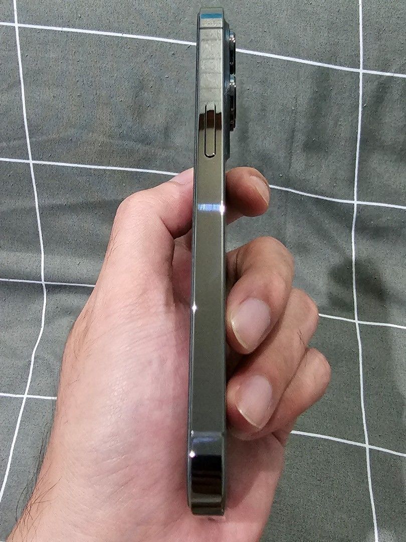 Selling iPhone 13 Pro 256gb Graphite., Mobile Phones & Gadgets, Mobile