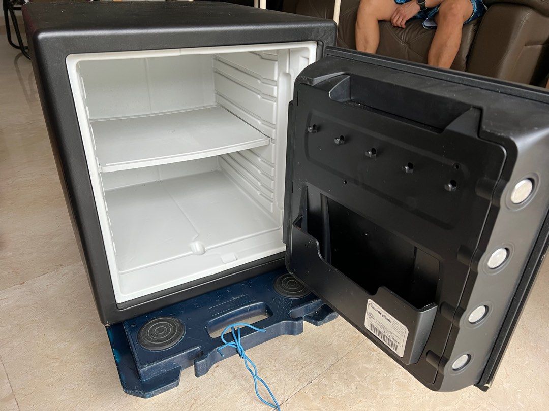 SENTRY SAFE, TV & Home Appliances, Other Home Appliances on Carousell