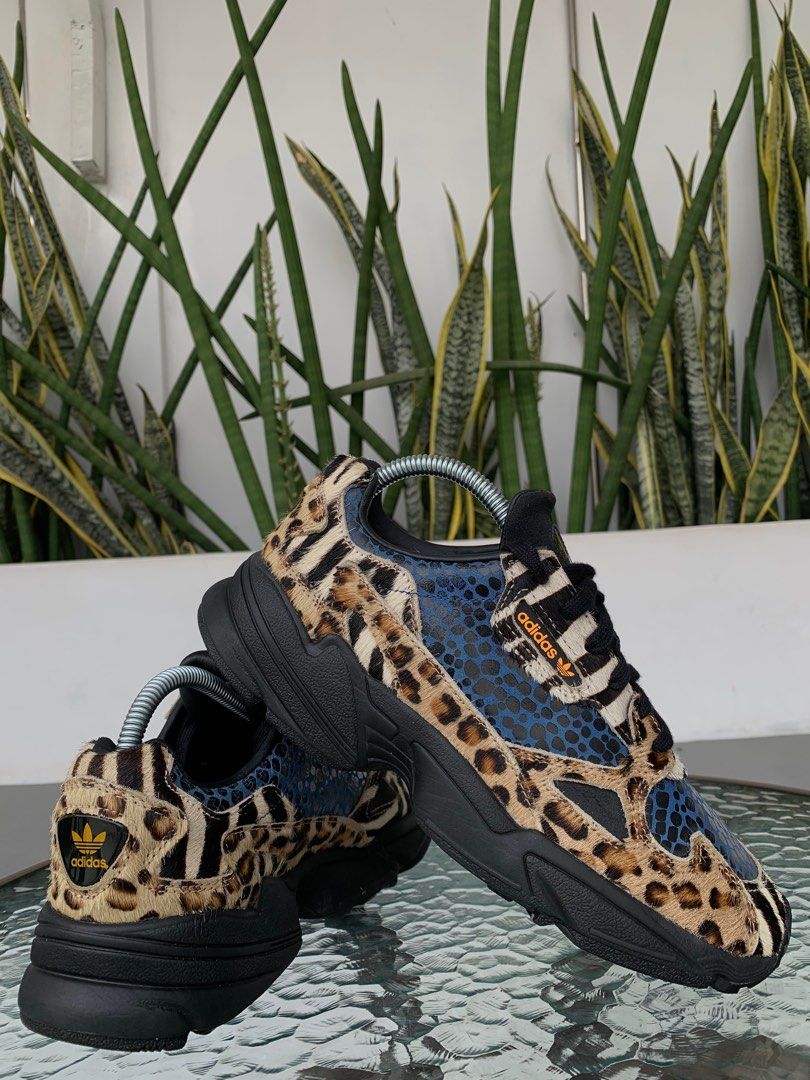 sepatu sneakers adidas falcon w F37016 Fesyen Wanita Sepatu di Carousell