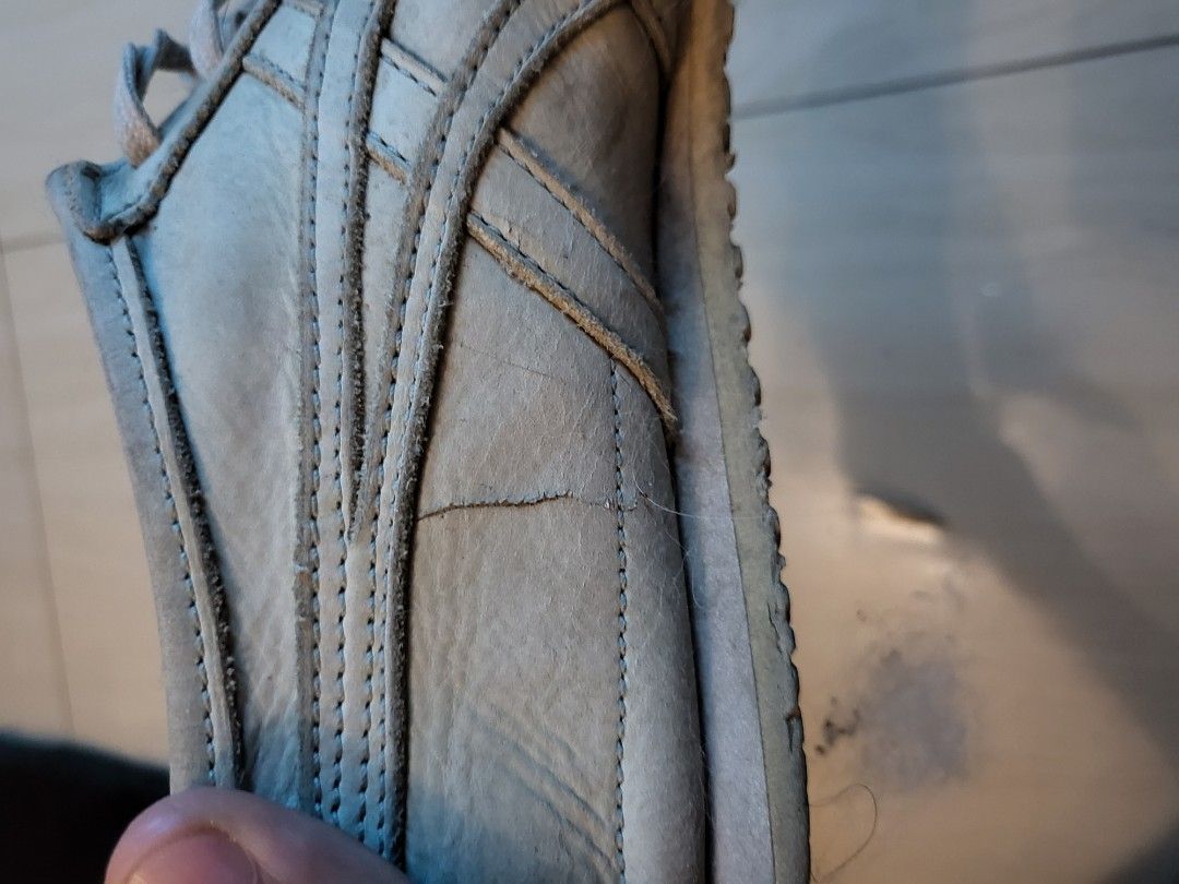 harga sepatu tiger onitsuka original