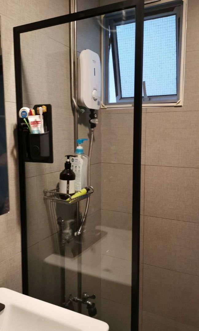 Shower Screen + Kerb + Swing door!!!, Furniture & Home Living, Home ...