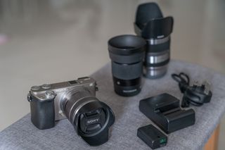 Sony A6000 full set with 18-55 Kit Lens