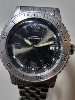 (Category: ) located in . Submitted by KCY_Timepieces (Listing ID 1218653703, Image 1). Description: .