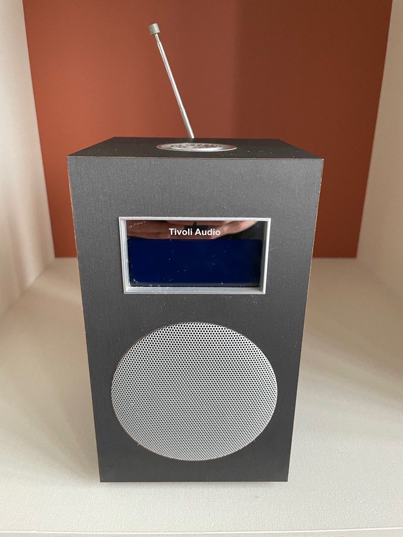 Tivoli Audio model 10 Tivoli Model 10 Radio