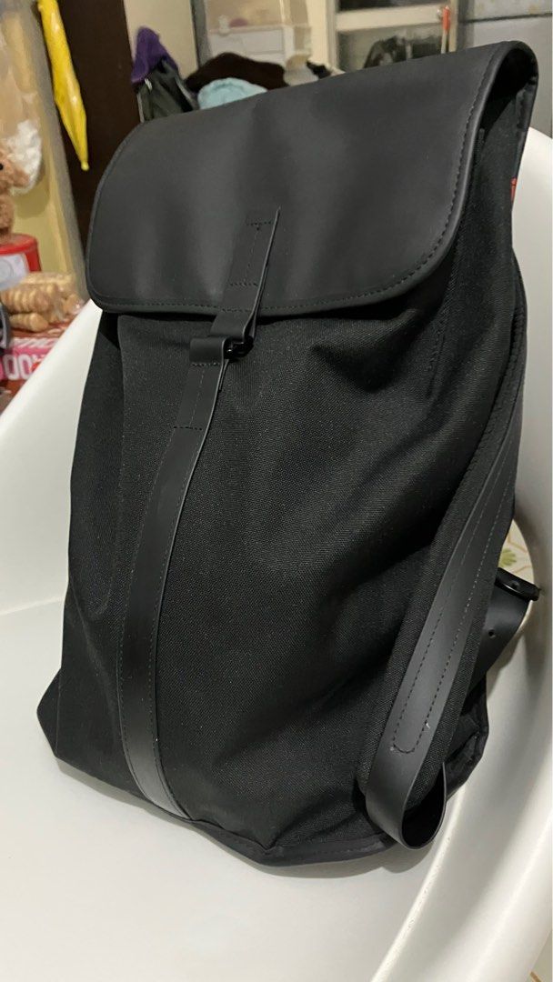 Topologie Satchel Backpack Dry, 男裝, 袋, 背包- Carousell