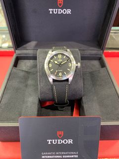 （分類：）位於 。 由 ticktimeco 提交（商品編號 1218713982，圖片 1）。簡介： 。