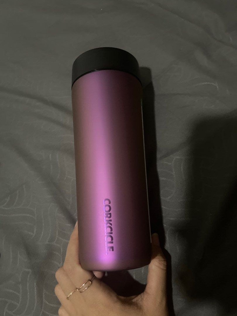Tumbler Corkcicle commuter cup nebula prismatic, Barang Mewah, Aksesoris di Carousell