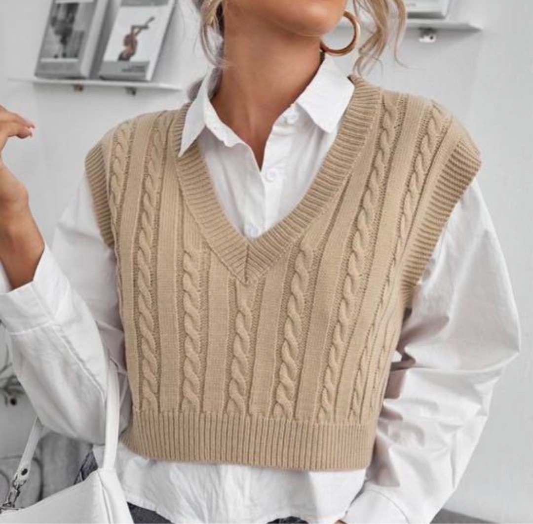 V-neck Knitted Vest - Viva main image 0