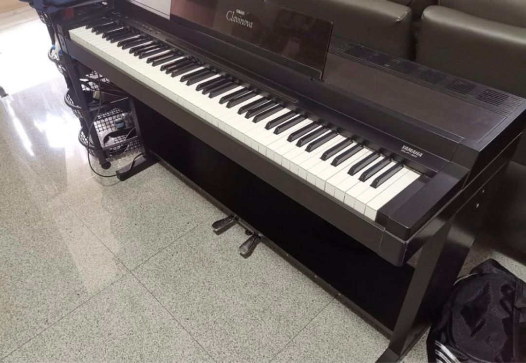 Yamaha top clp 30