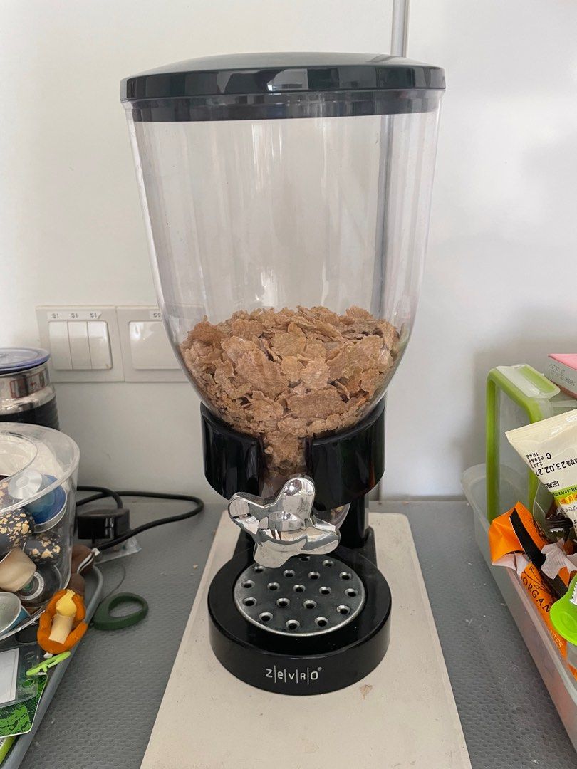Zevro cereal dispenser, Furniture & Home Living, Kitchenware