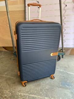 清倉 大特價款大喼$250 起-$400 Collection item 2
