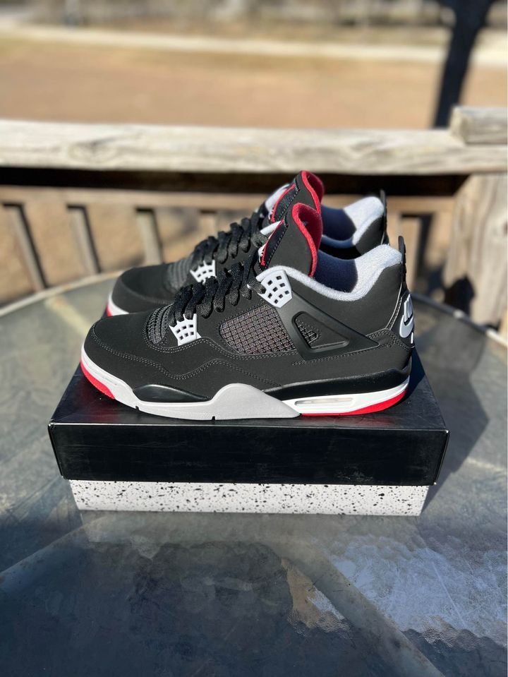 42 Air Jordan 4 Aj4 Sneakers 61 Men s Fashion Footwear on Carousell