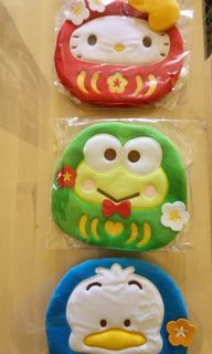 7-Eleven  Sanrio character plush bag