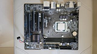 Placa base + CPU64090523017089110