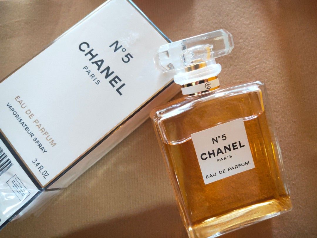 Chanel No 5 Twovolume set hardcover with slipcase  ABRAMS