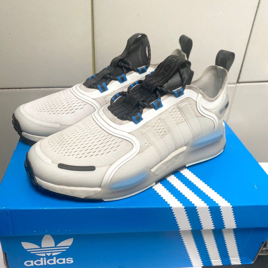 Adidas cheap nmd terbaru
