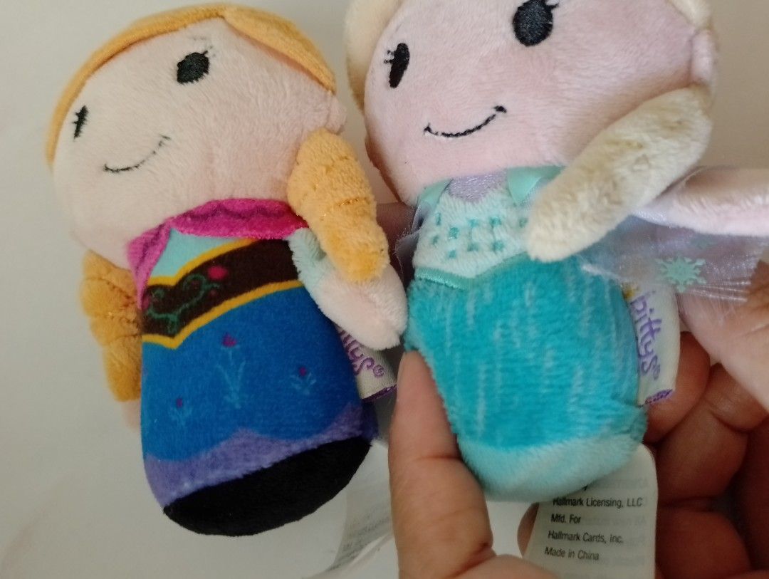 Anna & Elsa Itty Bittys Hallmarks, Hobbies & Toys, Collectibles