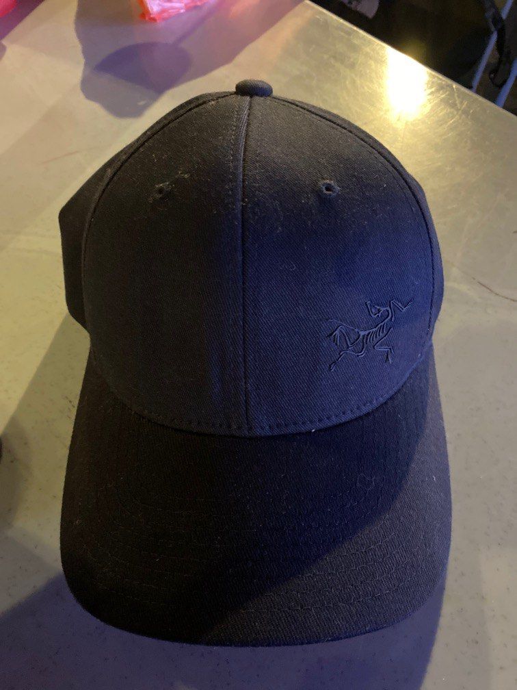 Arcteryx Flexfit Cap Men s Fashion Watches Accessories Cap