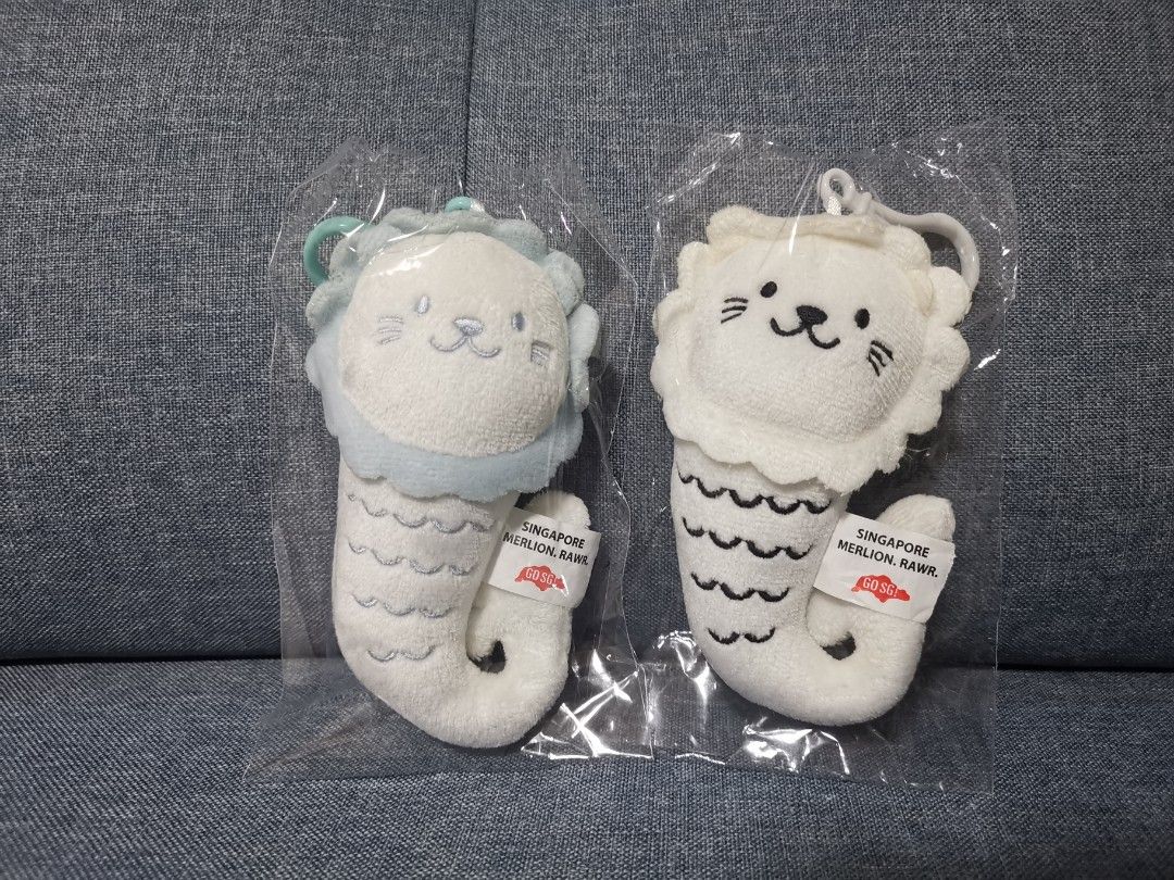 Authentic Singapore Merlion keychain soft toy plush plushie, Hobbies