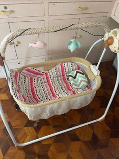 Automatic Cradle Rocker Bed