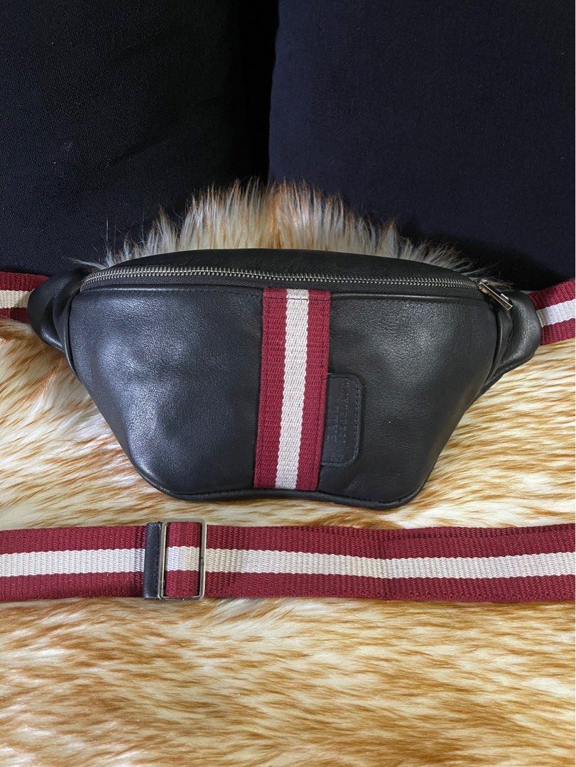 Bally fanny pack outlet