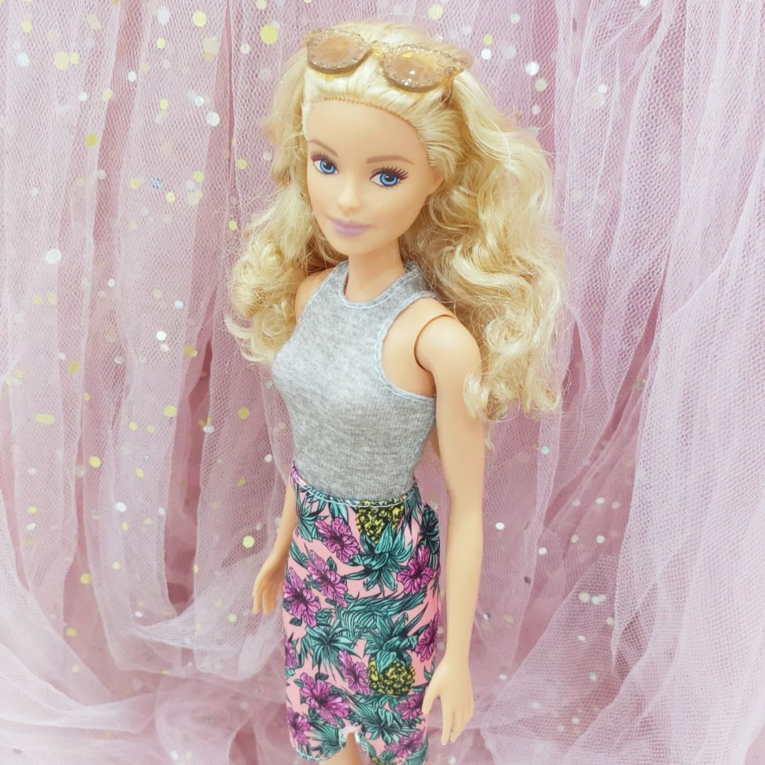 Barbie fashionistas hot sale pineapple pop