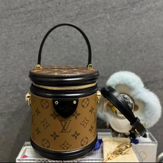 Authentic Louis Vuitton Cannes M44603 Giant Monogram, Luxury, Bags &  Wallets on Carousell