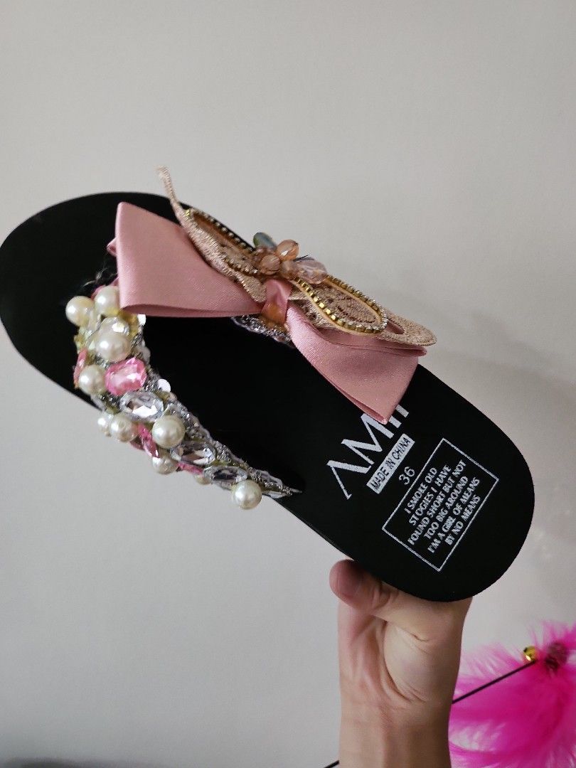 Nice sandals for ladies hot sale