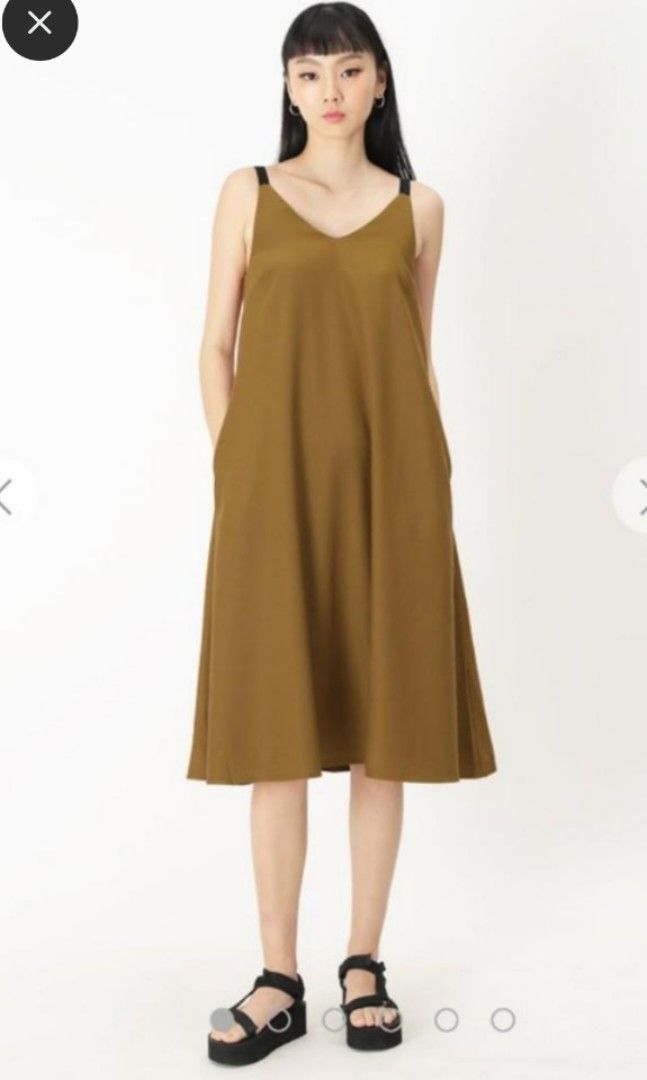 BNWT AFA Anja Contrast Midi Dress in Toffee, Women's Fashion, Dresses