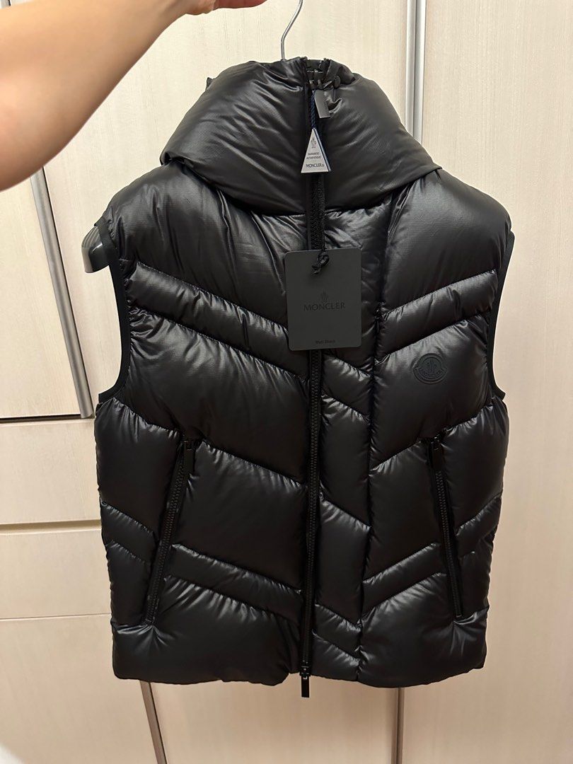 BNWT Moncler Guntur Down Vest Size 3 Men s Fashion Coats