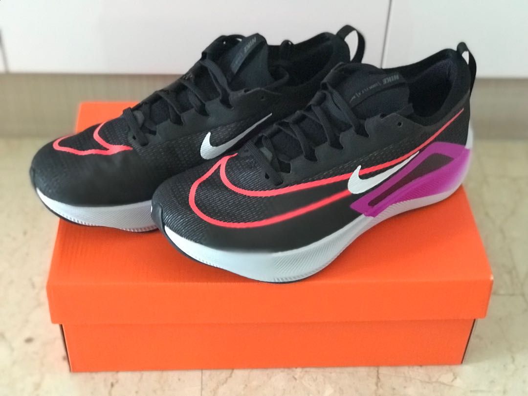 All black nike zoom fly store