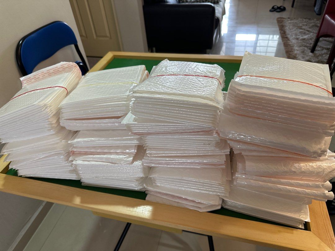 220pcs Bubble Wrap Envelope, Hobbies & Toys, Stationery & Craft, Craft