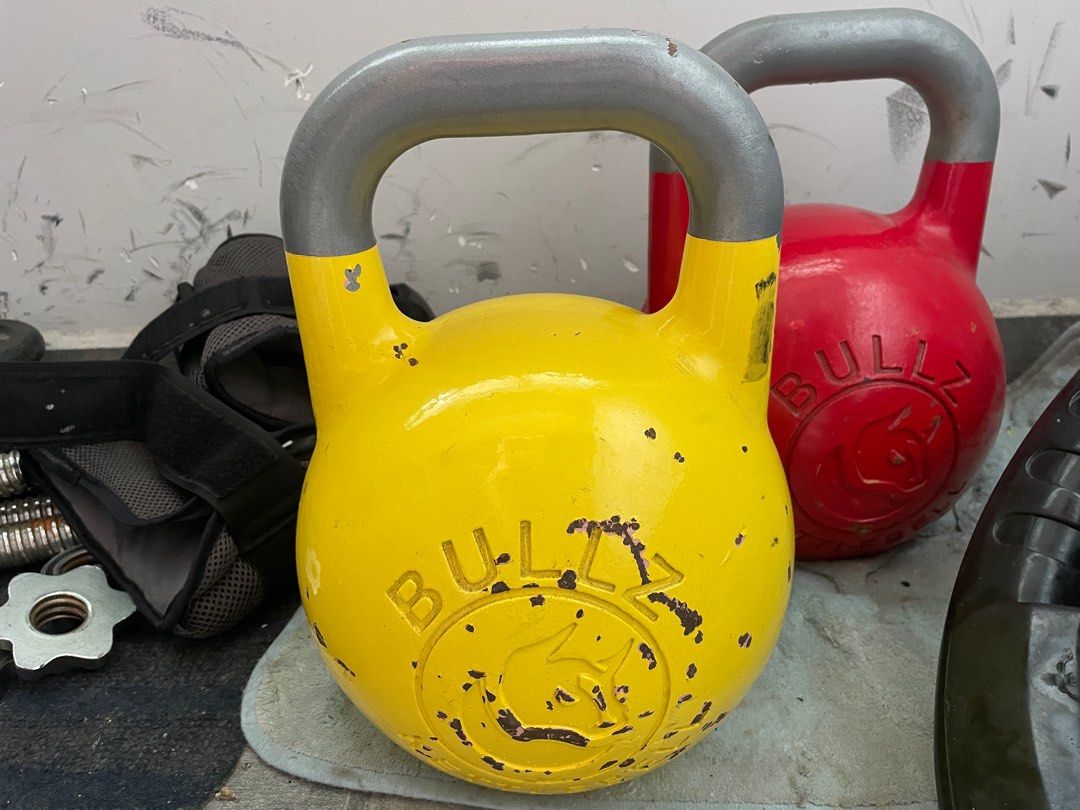 Bulls competition Kettlebell 14 and 32kg, Sports Equipment, Exercise