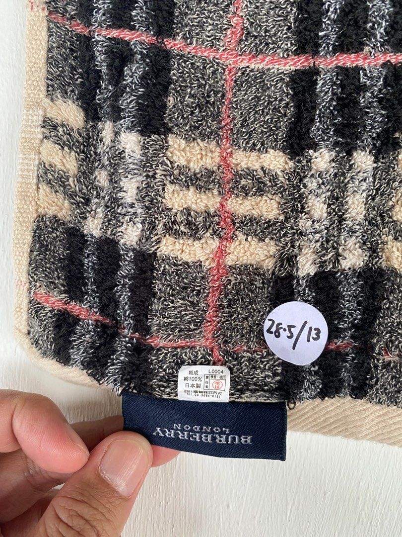 BURBERRY london face towel ( tuala muka), Furniture & Home Living, Bedding  & Towels on Carousell