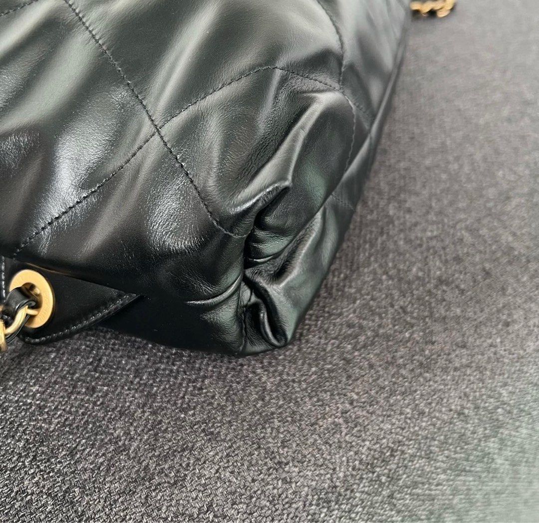 Chanel 22 Backpack Tote Calfskin Black / Ghw, Luxury, Bags & Wallets on  Carousell