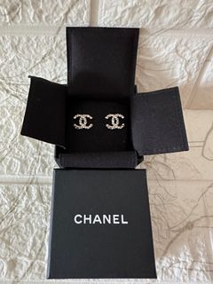 (Category: ) located in . Submitted by Luxmes (Listing ID 1218903696, Image 1). Description: .