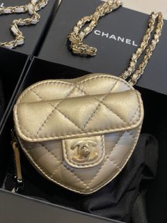 Chanel Heart Large Bag 22S Black Quilted Lambskin with light gold hardware